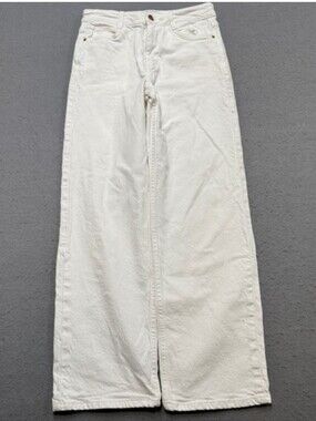 Zara Mid/High Rise White Jeans Straight Leg Petite Short